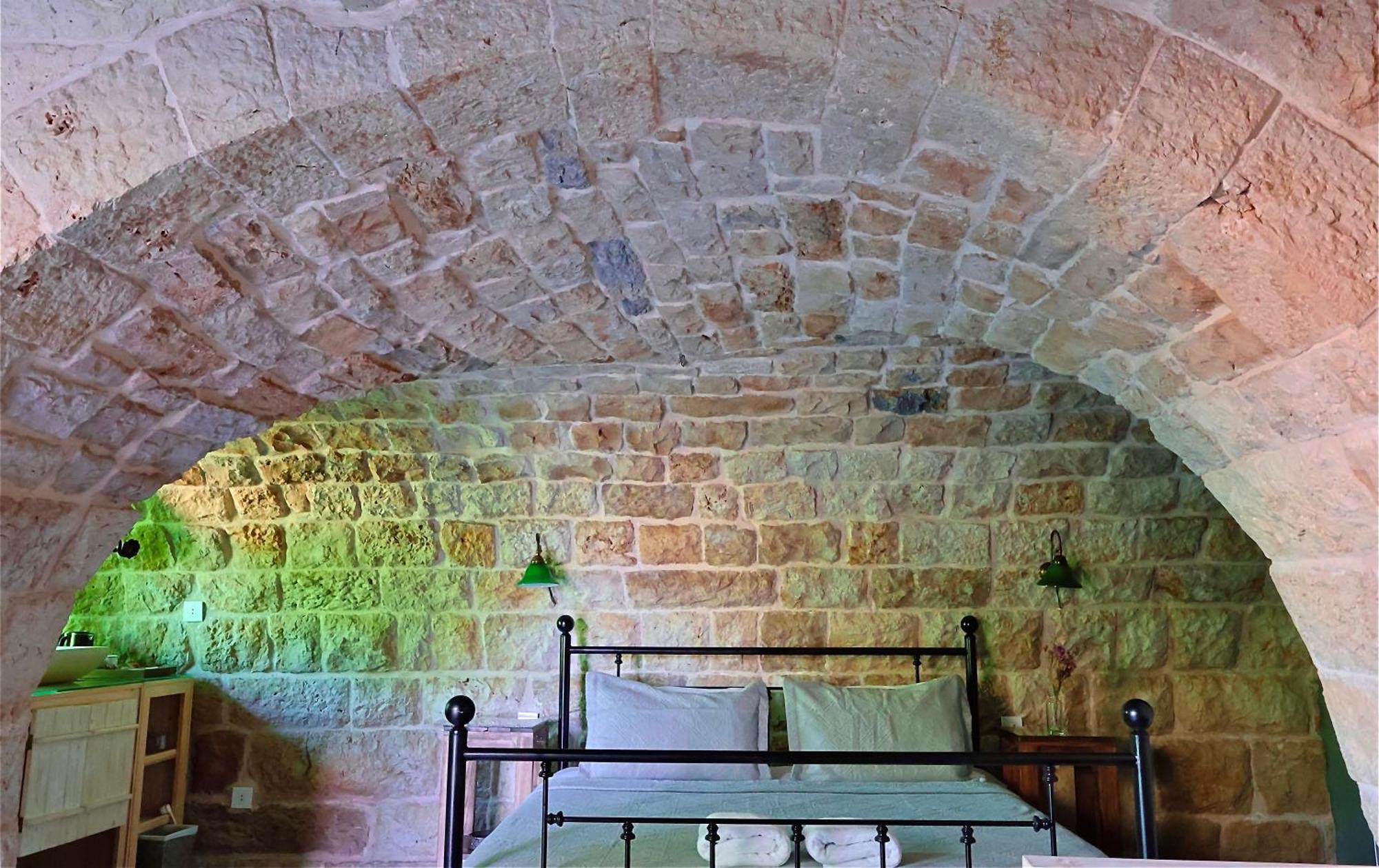 Stone Cellars Hotell Douma Eksteriør bilde